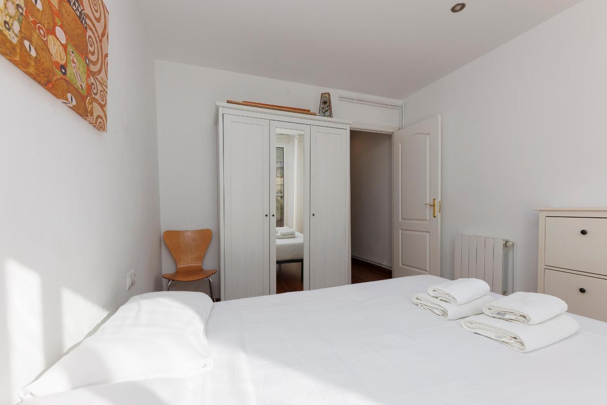 Aparteasy - Private Terrace, 3-Bedroom Apartment Barcelona Exterior photo