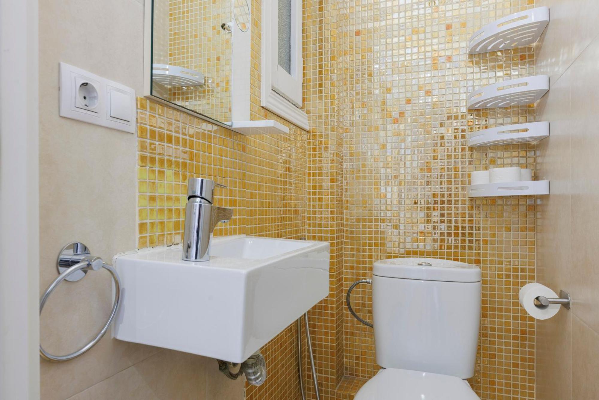 Aparteasy - Private Terrace, 3-Bedroom Apartment Barcelona Exterior photo